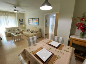 Precioso apartamento en Salou, con servicios.